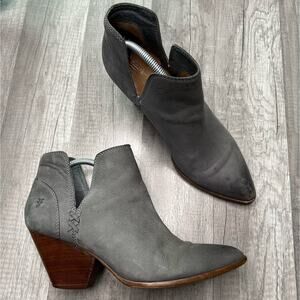 Frye Chelsea Reina Cut Out Bootie Ankle Boots Taupe Size 8 1/2